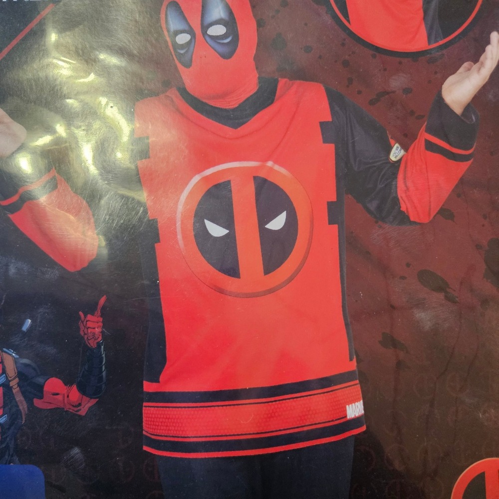 Deadpool Adult Hockey Jersey Costume Top Mask L XL Marvel Cosplay Halloween - Picture 4 of 7